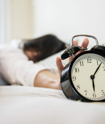 Melatonine et sommeil musculation scaled